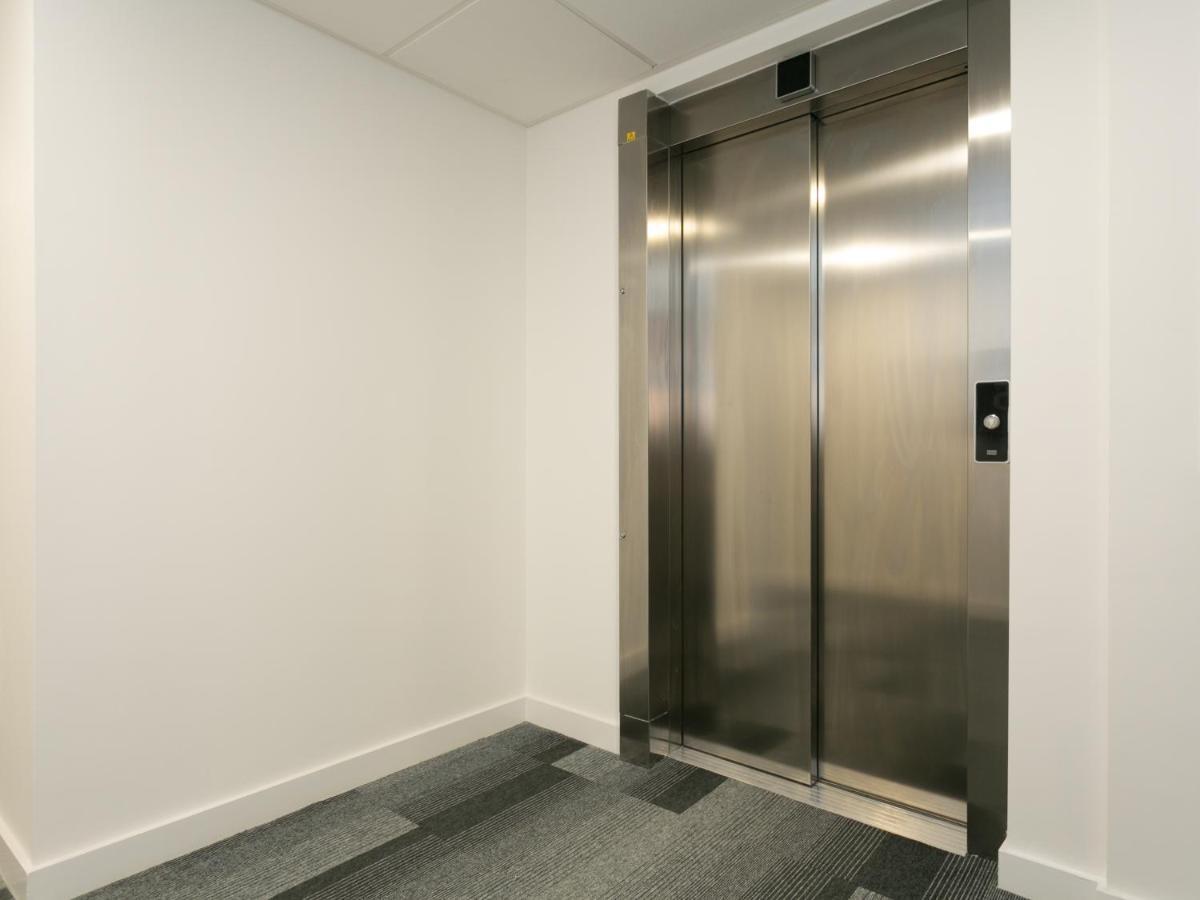 Hilltop Serviced Apartments- Northern Quarter Манчестер Екстер'єр фото